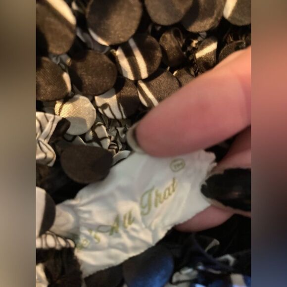 She's All That black-and-white 90s popcorn top - Picture 6 of 10